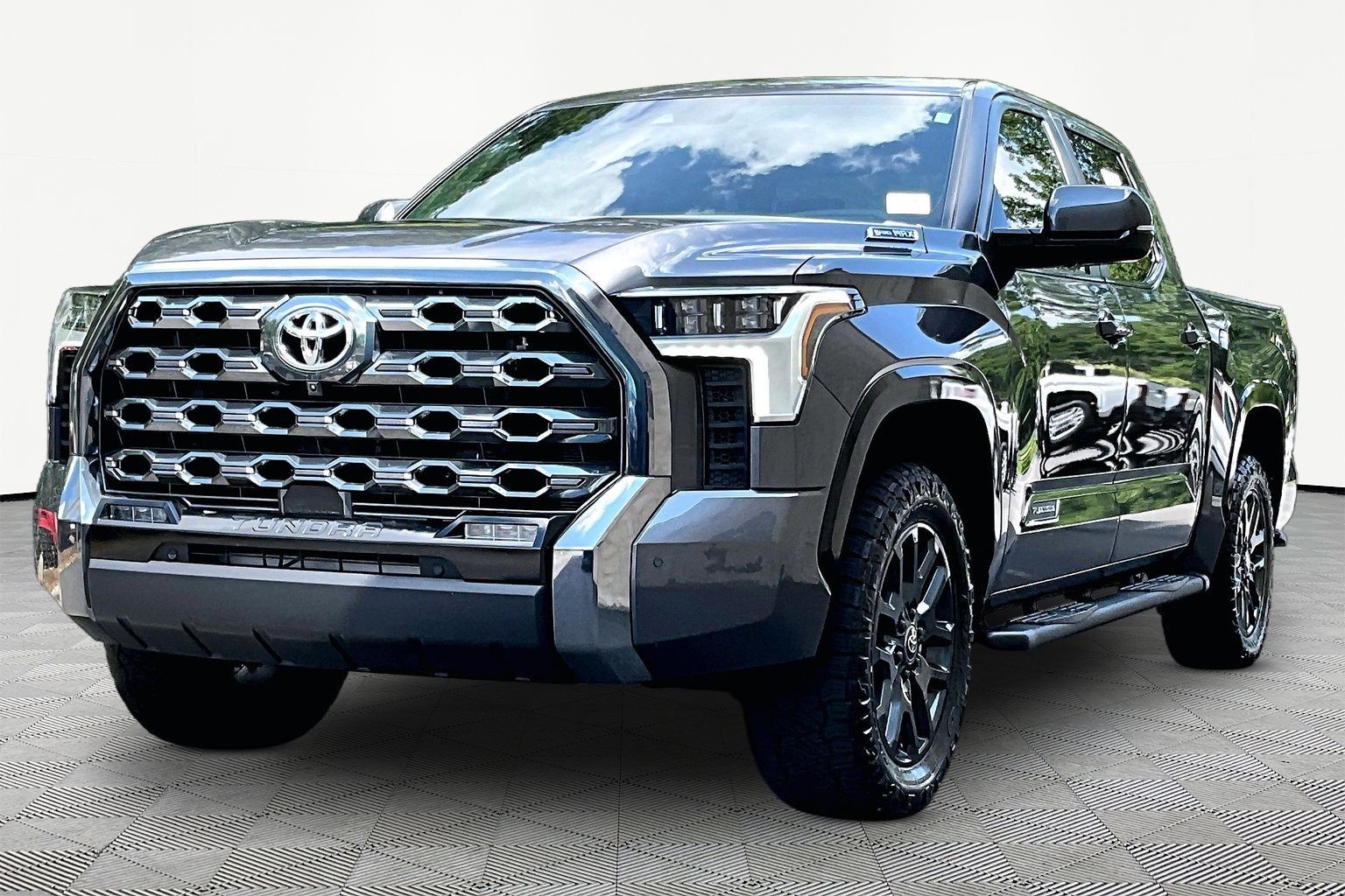 Pre-Owned 2025 Toyota Tundra Platinum Hybrid CrewMax 5.5 Bed in